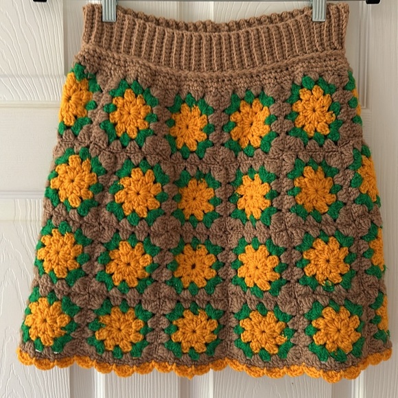 Handmade Vintage Granny Square Afghan Set - Picture 4 of 13